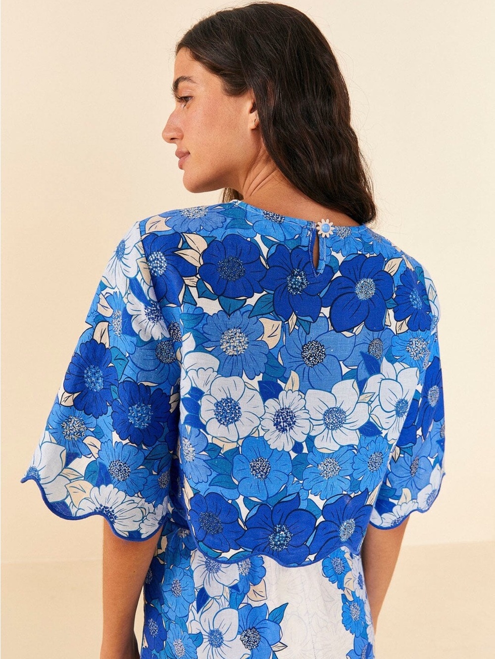 FARM Rio Blue Flower Crop Top - Picture 2 of 6